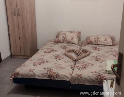 Διαμονή Ντάρια, , ενοικιαζόμενα δωμάτια στο μέρος Sutomore, Montenegro - 1-IMG-5d6af792f1527ceeda13bce8ff187040-V (1)